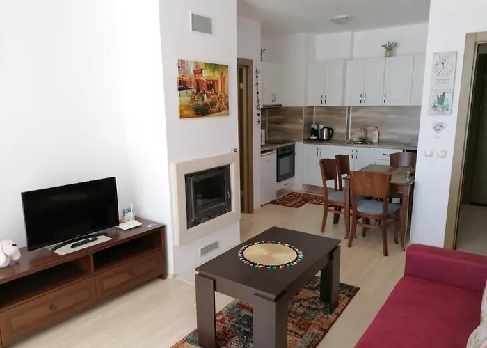 Luxury In St. John Park Apartment