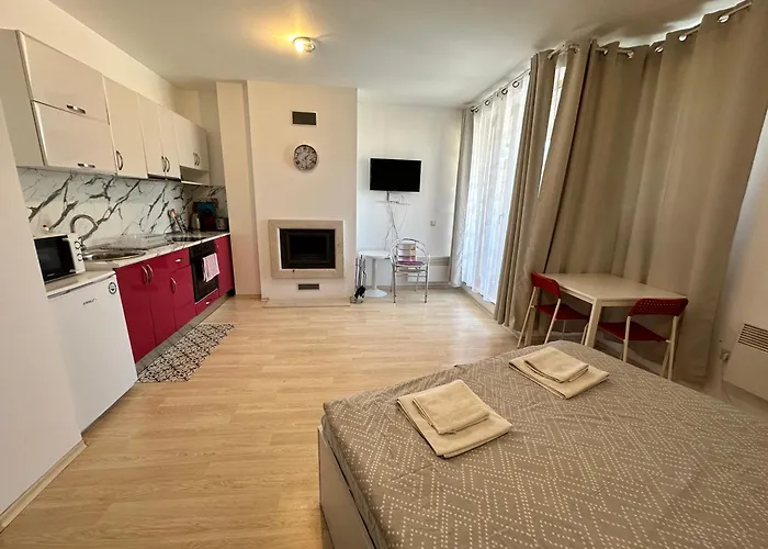 Luxury In St. John Park Apartment