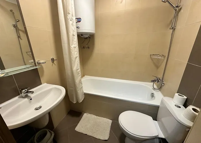 Luxury In St. John Park Apartment *