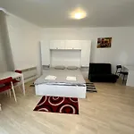 Luxury In St. John Park Apartamento