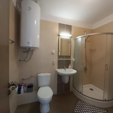 דירה Luxury In St. John Park בנסקו