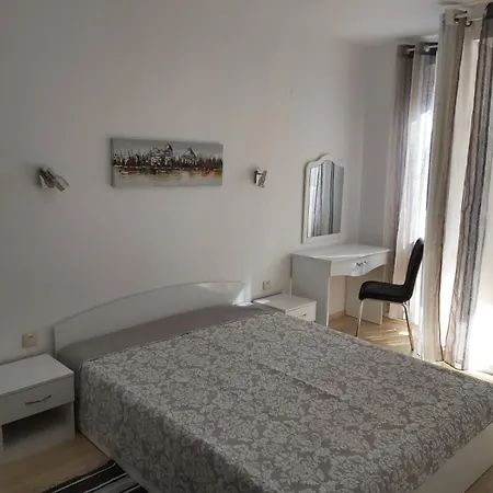 דירה Luxury In St. John Park *