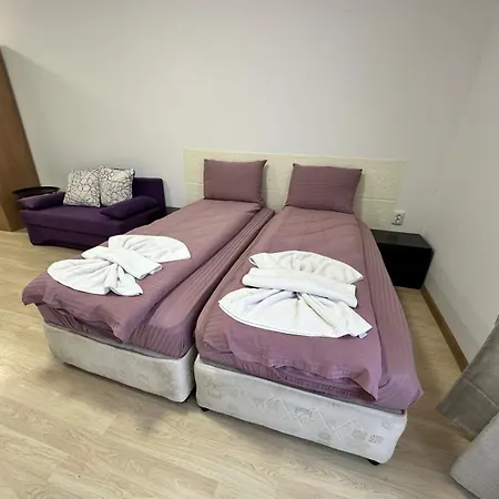 Luxury In St. John Park Apartament