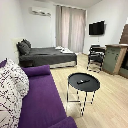 Luxury In St. John Park Апартамент