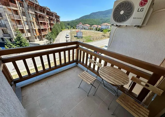 Luxury In St. John Park Апартамент *